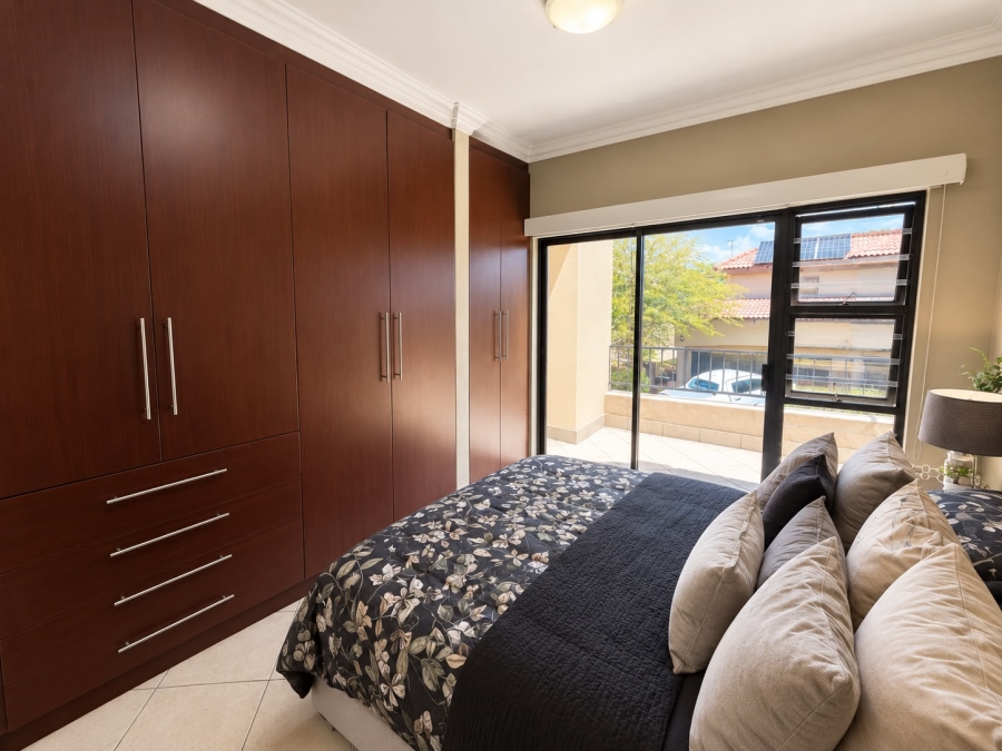 To Let 2 Bedroom Property for Rent in Broadacres Gauteng
