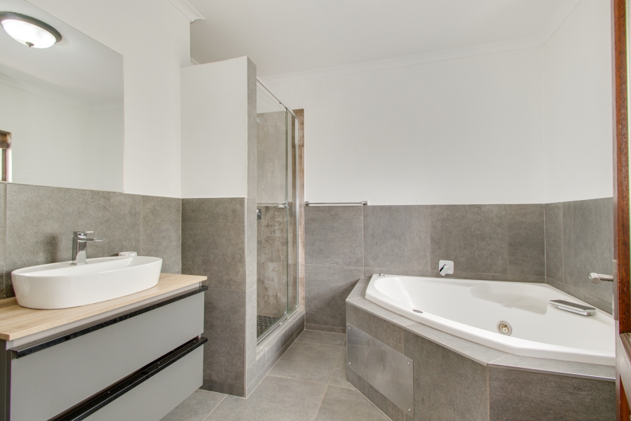 To Let 1 Bedroom Property for Rent in Dainfern Gauteng