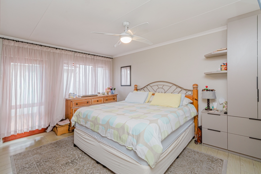 To Let 4 Bedroom Property for Rent in Fourways Gauteng