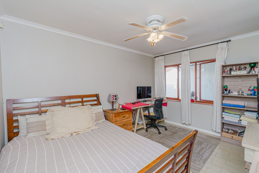 To Let 4 Bedroom Property for Rent in Fourways Gauteng
