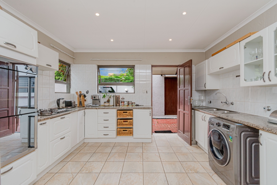 3 Bedroom Property for Sale in Lonehill Gauteng