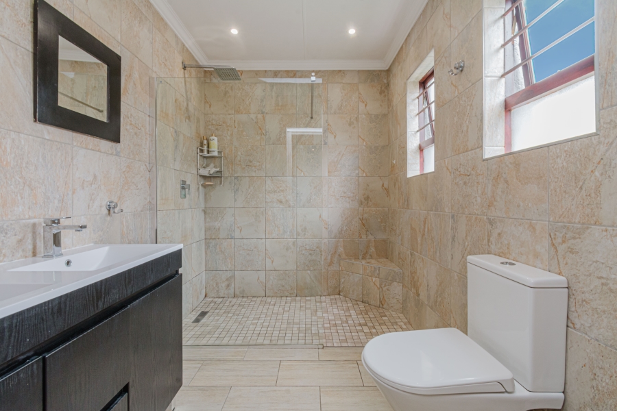 3 Bedroom Property for Sale in Lonehill Gauteng