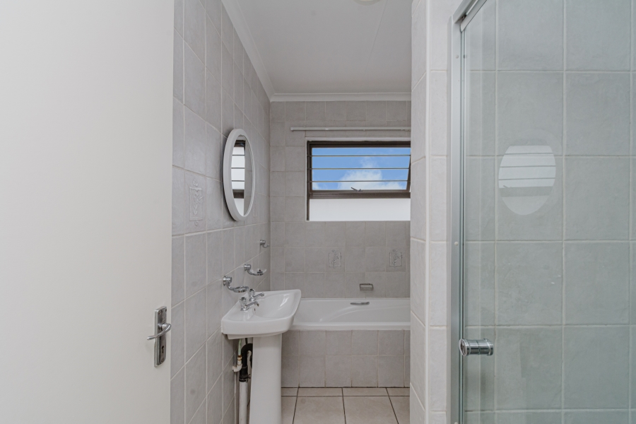 3 Bedroom Property for Sale in Lonehill Gauteng