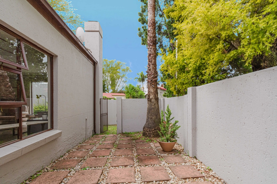 3 Bedroom Property for Sale in Lonehill Gauteng
