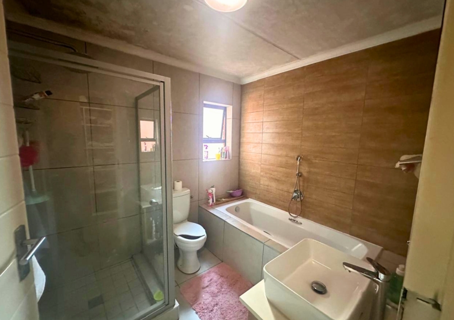 2 Bedroom Property for Sale in Irene Gauteng