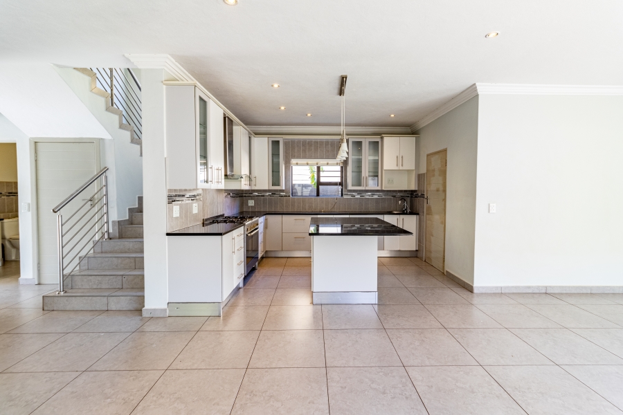 To Let 4 Bedroom Property for Rent in Willow Acres Gauteng