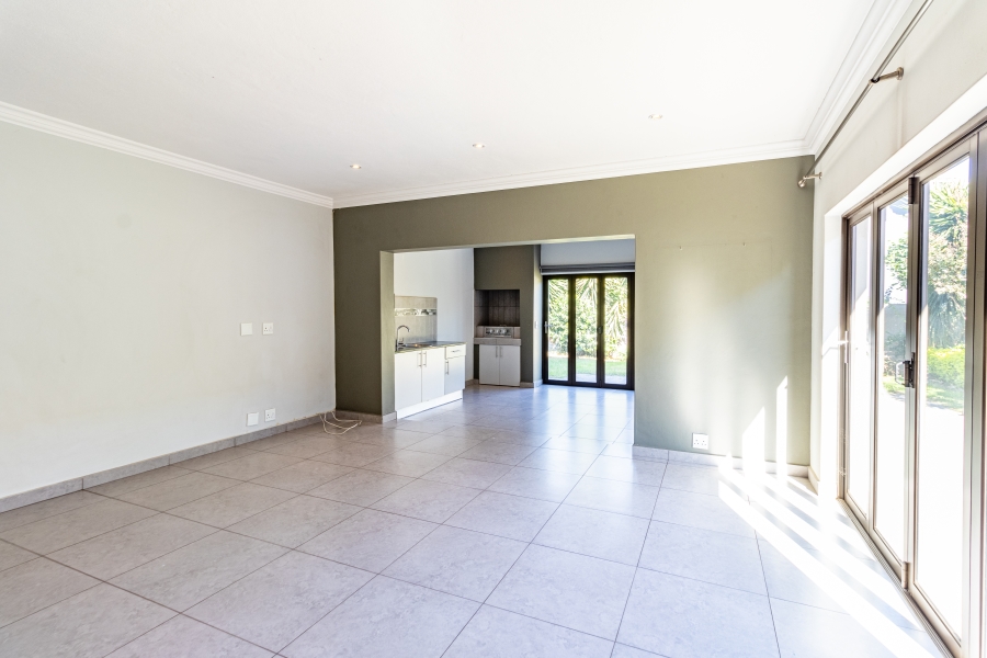 To Let 4 Bedroom Property for Rent in Willow Acres Gauteng
