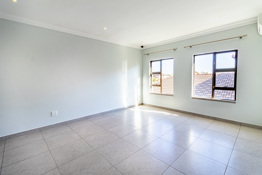 To Let 4 Bedroom Property for Rent in Willow Acres Gauteng