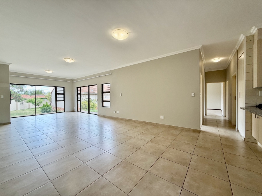3 Bedroom Property for Sale in The Retreat Gauteng
