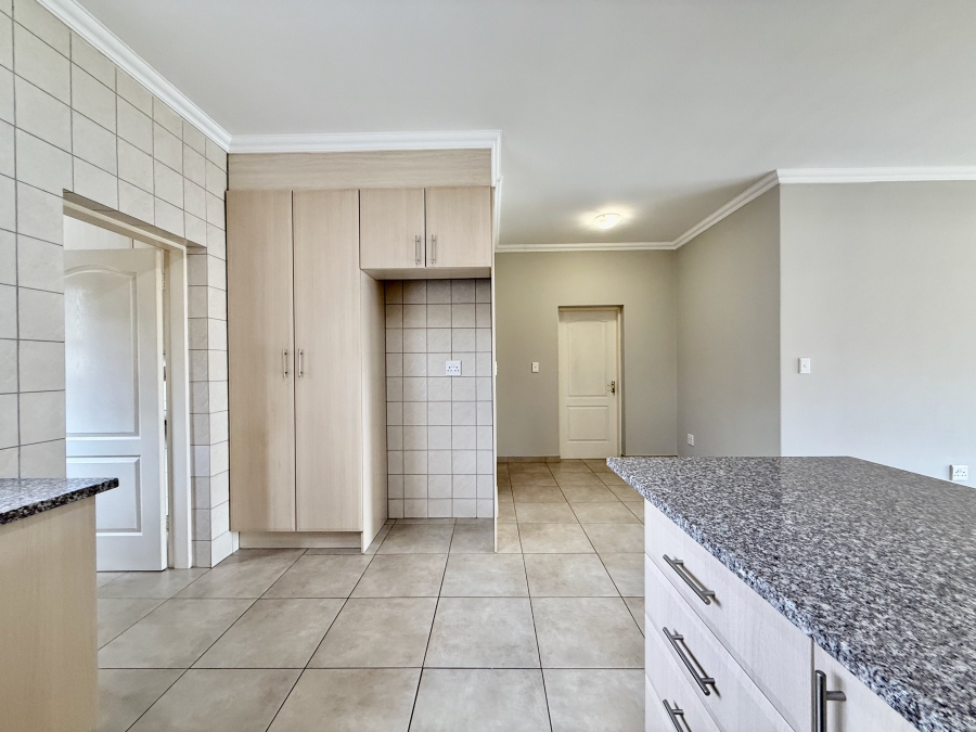 3 Bedroom Property for Sale in The Retreat Gauteng