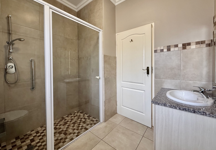 3 Bedroom Property for Sale in The Retreat Gauteng