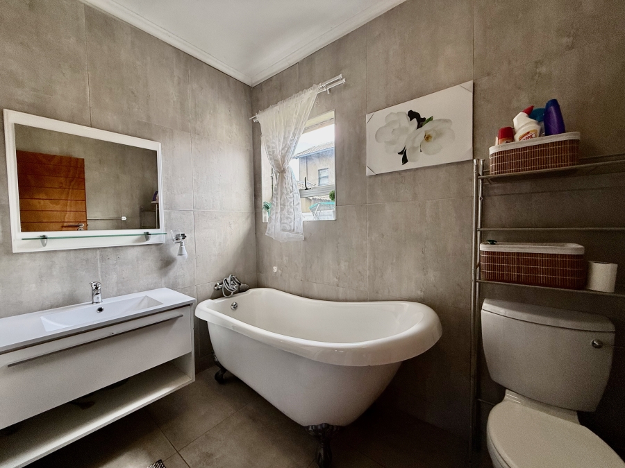 3 Bedroom Property for Sale in The Meadows Gauteng
