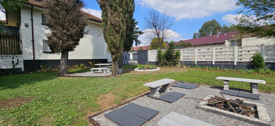 2 Bedroom Property for Sale in Three Rivers Proper Gauteng