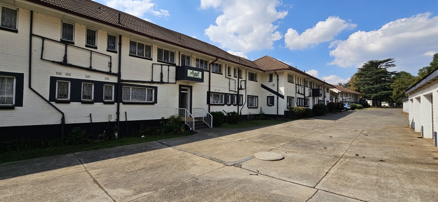 2 Bedroom Property for Sale in Three Rivers Proper Gauteng