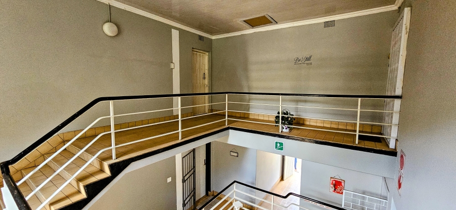 2 Bedroom Property for Sale in Three Rivers Proper Gauteng