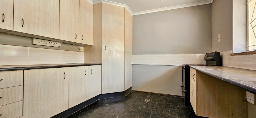 2 Bedroom Property for Sale in Three Rivers Proper Gauteng