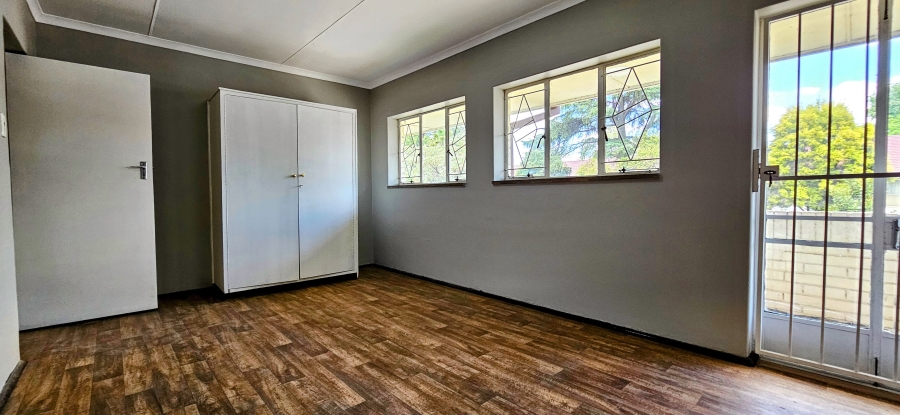 2 Bedroom Property for Sale in Three Rivers Proper Gauteng