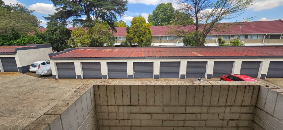2 Bedroom Property for Sale in Three Rivers Proper Gauteng