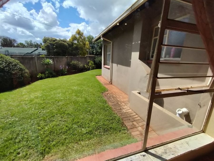4 Bedroom Property for Sale in Roodekrans Gauteng