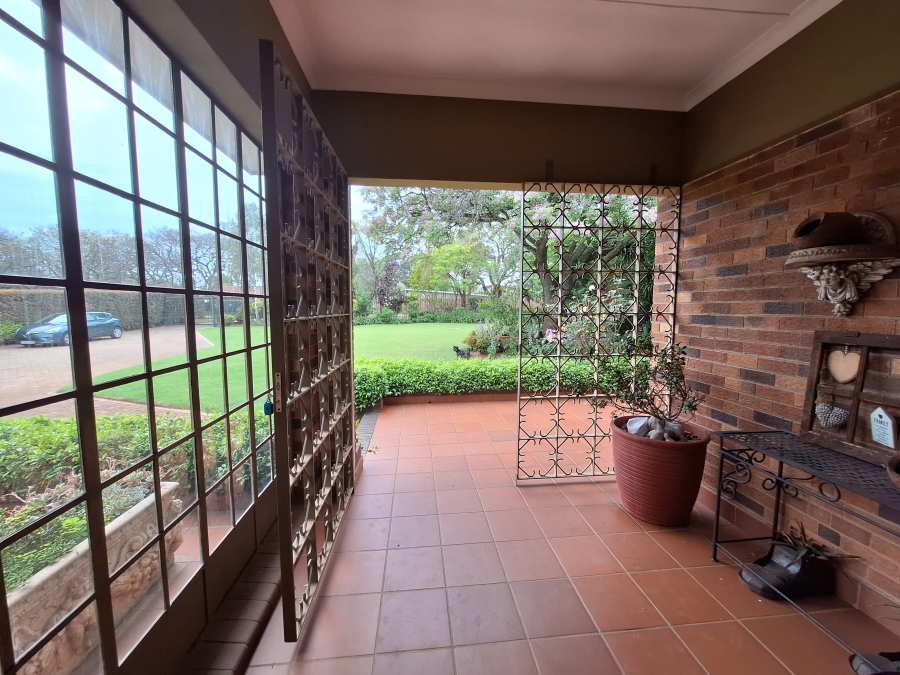 4 Bedroom Property for Sale in Monument Gauteng