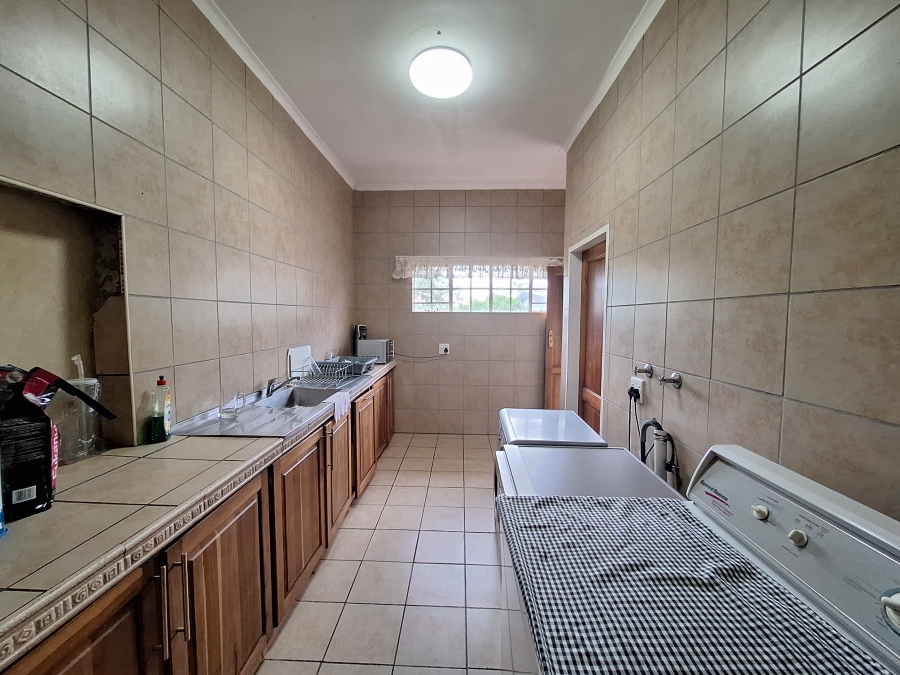 4 Bedroom Property for Sale in Monument Gauteng