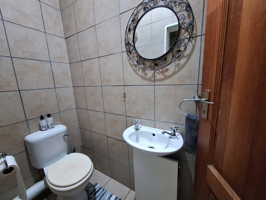 4 Bedroom Property for Sale in Monument Gauteng