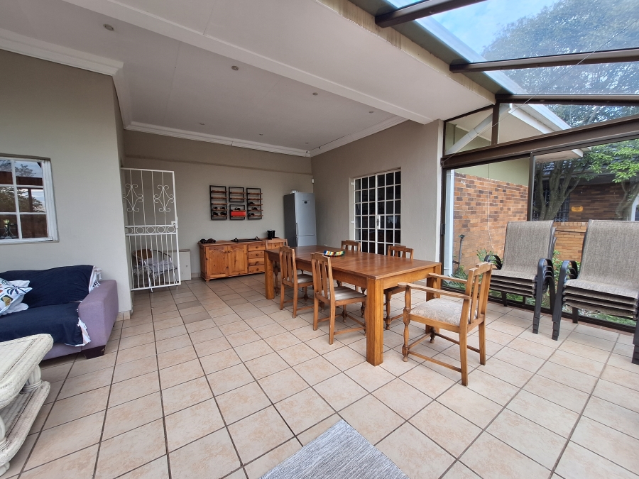 4 Bedroom Property for Sale in Monument Gauteng