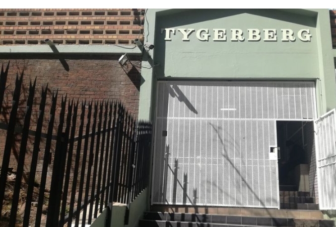 1 Bedroom Property for Sale in Berea Gauteng