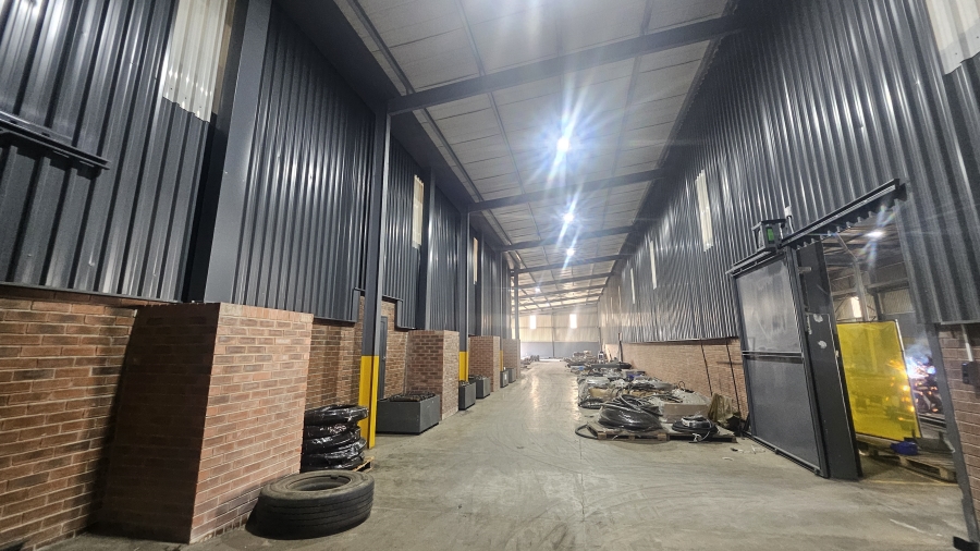 To Let Commercial Property for Rent in Knoppieslaagte Gauteng