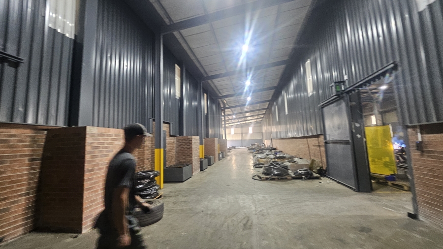 To Let Commercial Property for Rent in Knoppieslaagte Gauteng