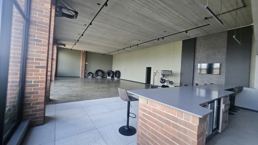 To Let Commercial Property for Rent in Knoppieslaagte Gauteng