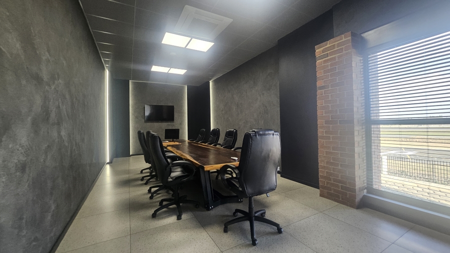 To Let Commercial Property for Rent in Knoppieslaagte Gauteng