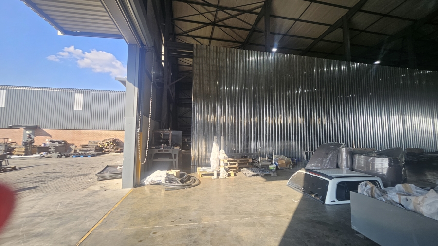 To Let Commercial Property for Rent in Knoppieslaagte Gauteng