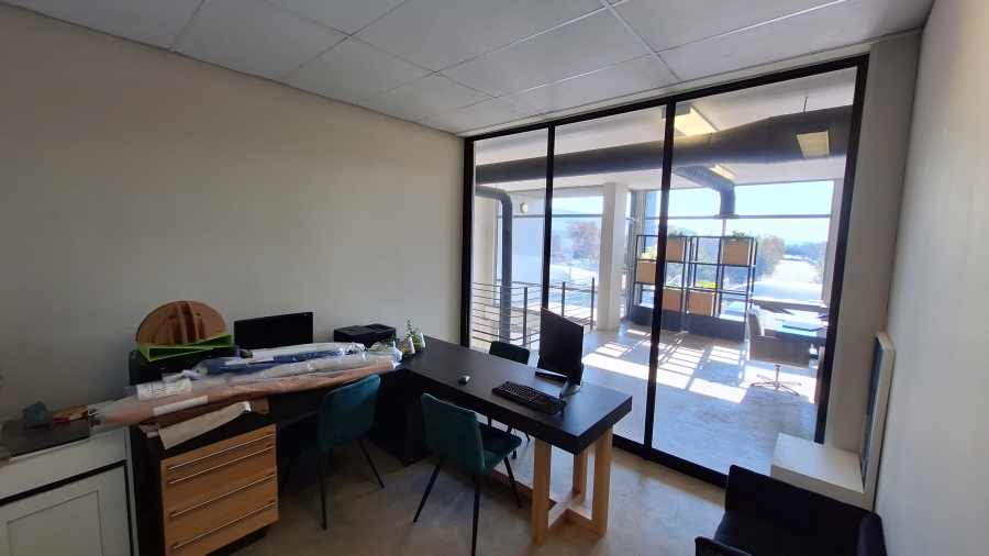 To Let Commercial Property for Rent in Lanseria Gauteng