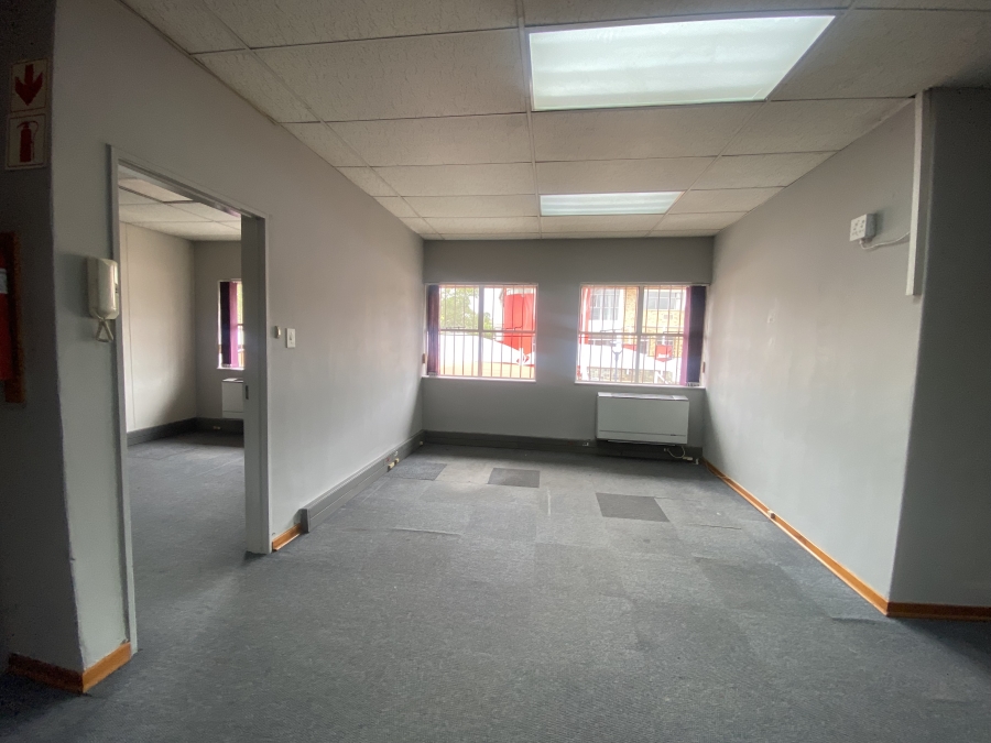 To Let Commercial Property for Rent in Linbro Park Gauteng