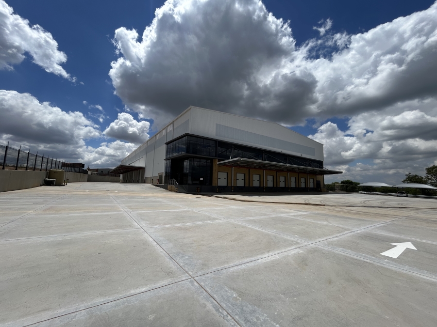 To Let Commercial Property for Rent in Bredell Gauteng