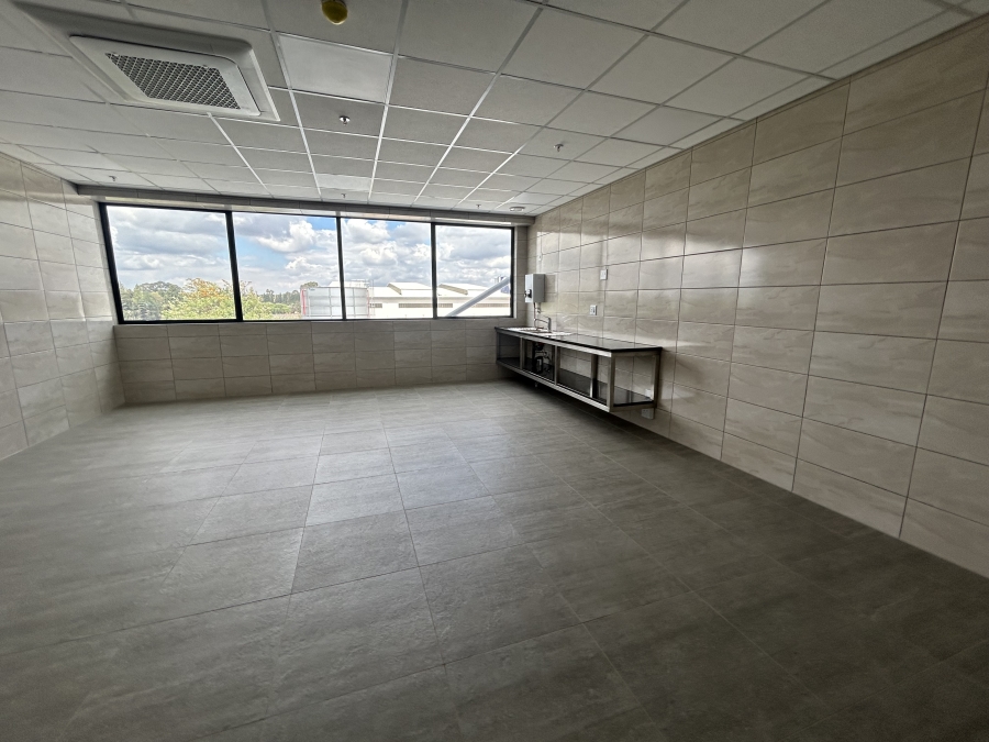 To Let Commercial Property for Rent in Bredell Gauteng