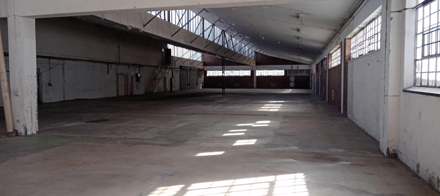 To Let Commercial Property for Rent in Benrose Gauteng