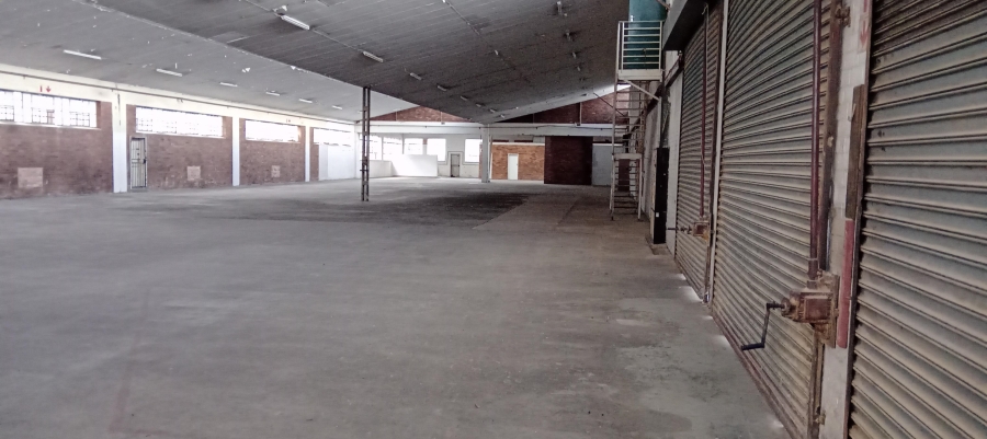 To Let Commercial Property for Rent in Benrose Gauteng
