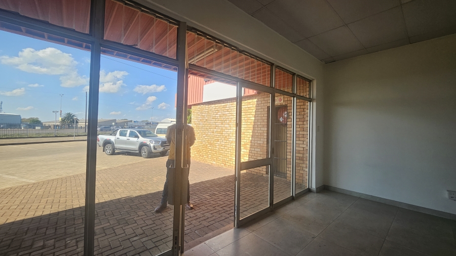 To Let Commercial Property for Rent in Rosslyn Gauteng