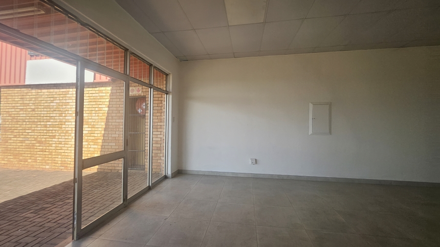 To Let Commercial Property for Rent in Rosslyn Gauteng