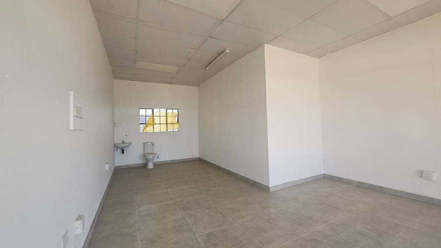 To Let Commercial Property for Rent in Rosslyn Gauteng