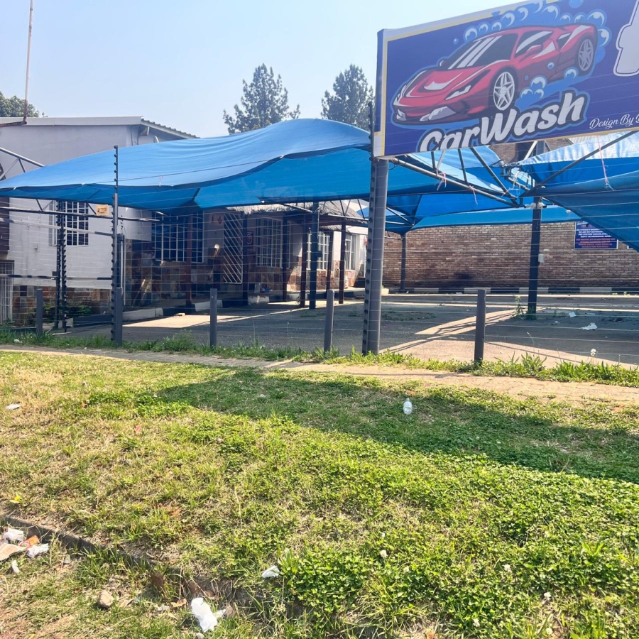 Commercial Property for Sale in Fontainebleau Gauteng