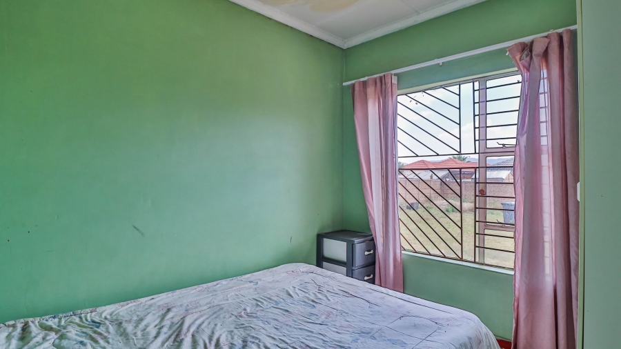 3 Bedroom Property for Sale in Kirkney Gauteng