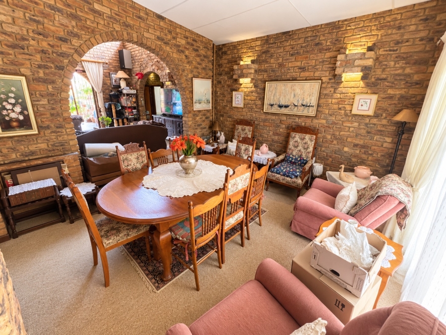 4 Bedroom Property for Sale in Monument Park Gauteng
