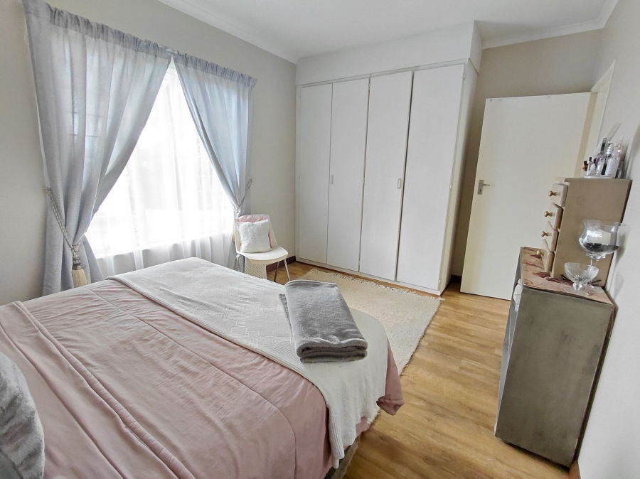 2 Bedroom Property for Sale in Wapadrand Gauteng