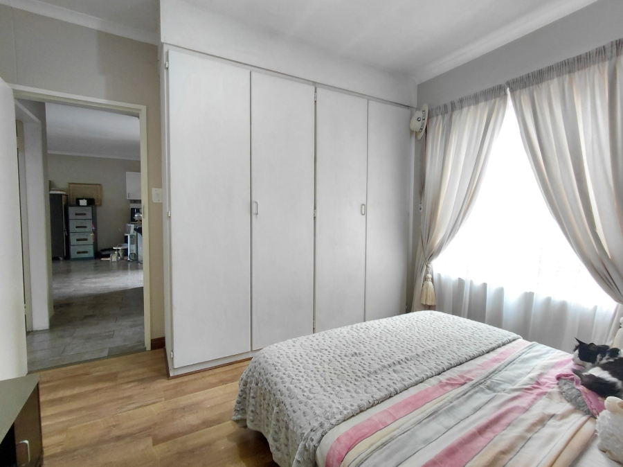 2 Bedroom Property for Sale in Wapadrand Gauteng