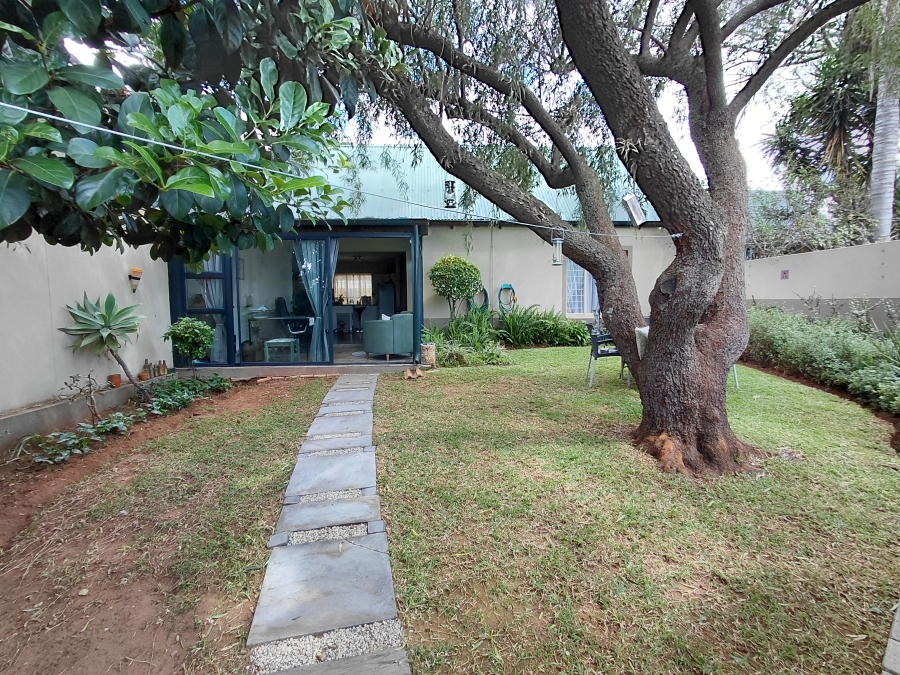 2 Bedroom Property for Sale in Wapadrand Gauteng