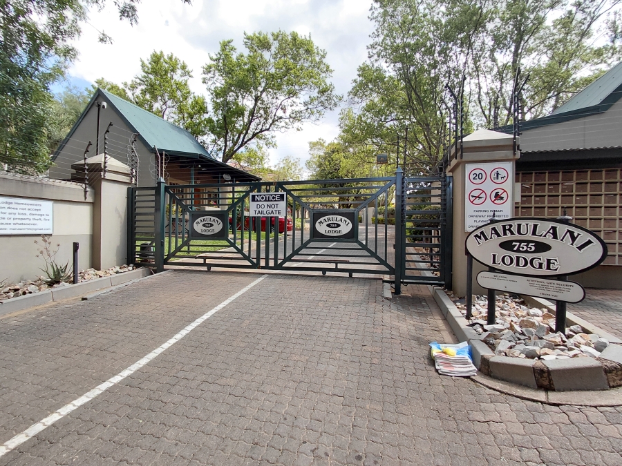 2 Bedroom Property for Sale in Wapadrand Gauteng