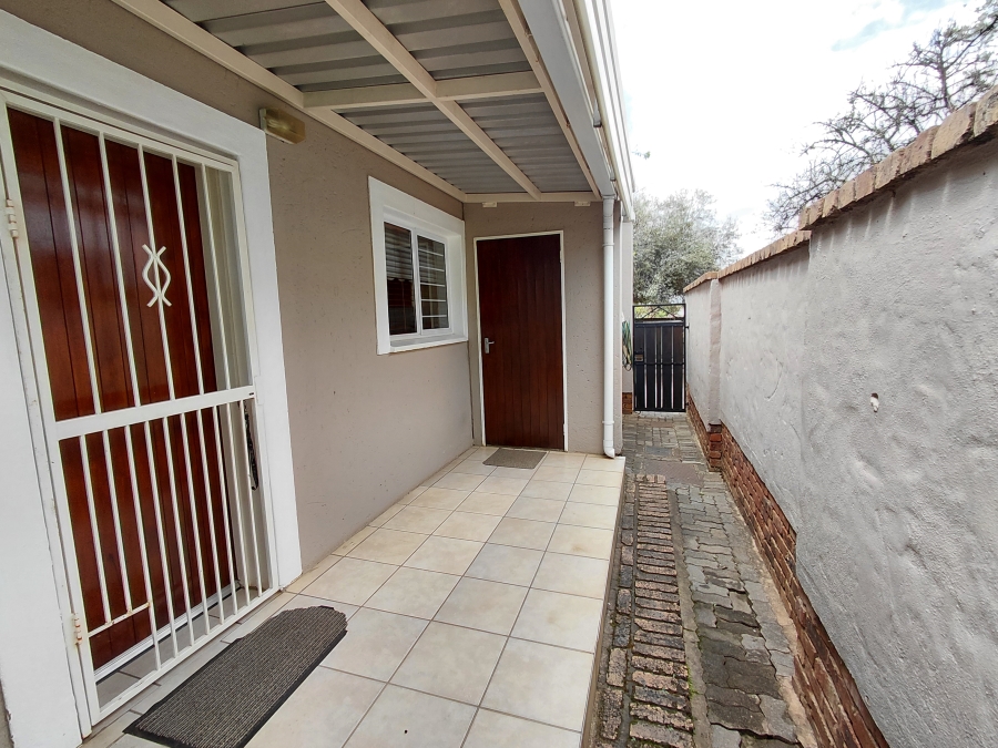 2 Bedroom Property for Sale in Willow Park Manor Gauteng